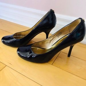 Michael Kors Pressley pump